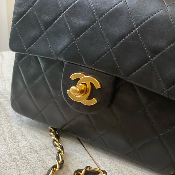 💕Vintage CC Mini Square / Price is Firm 🤗 - Picture 3 of 13